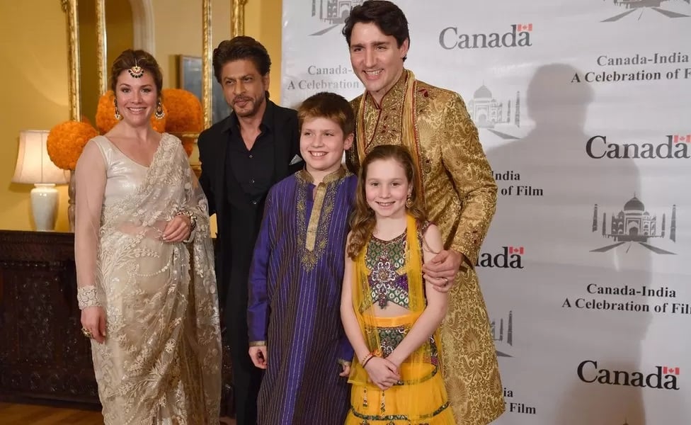Justin Trudeau's 'Bollywood' wardrobe amuses Indians